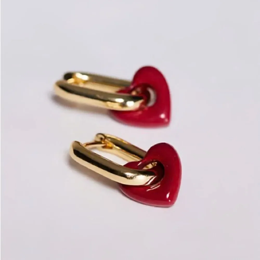 Gold and Red Heart Earrings A1169