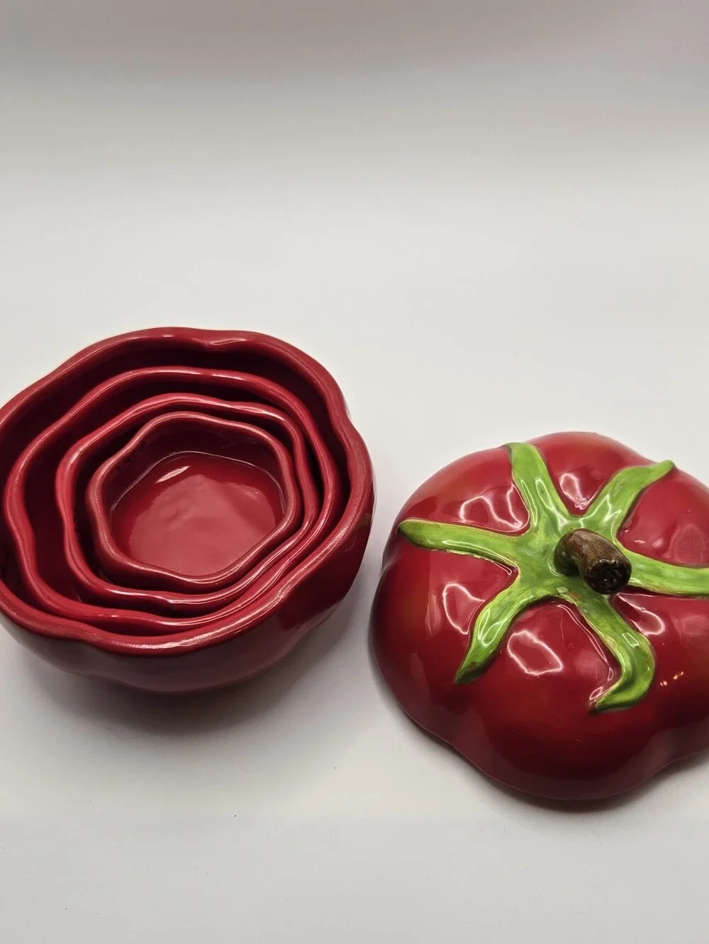 Tomato Nesting Measuting Cups Glazed Pottery Adorable Kitchsy Garden Kitchen