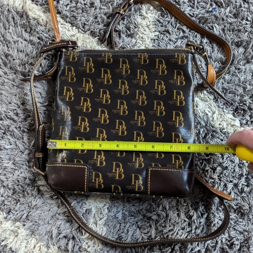 Dooney & Bourke dooney bourke