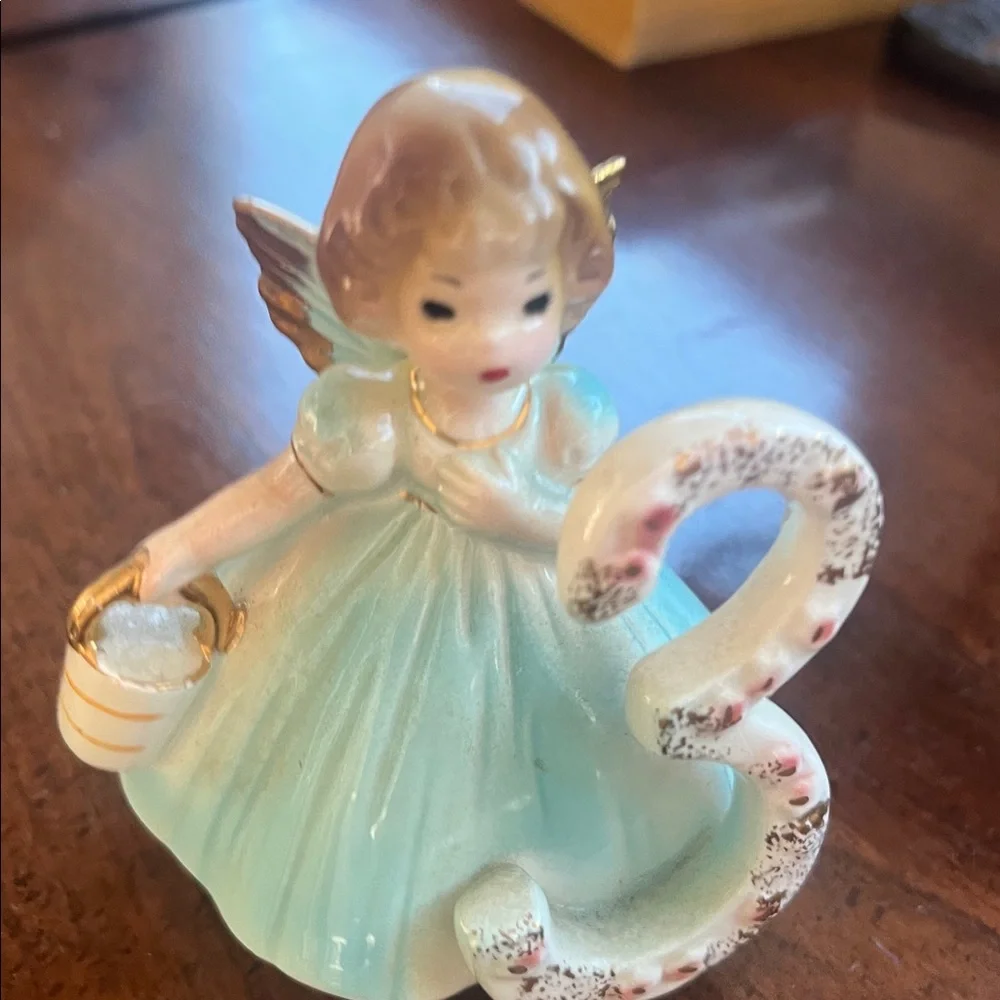 Josef Originals charming vintage