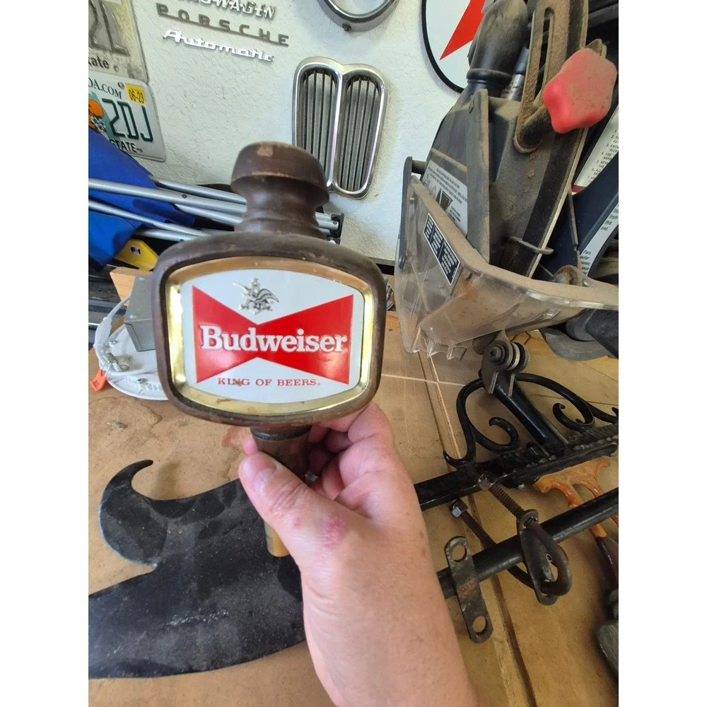 Budweiser capture essence