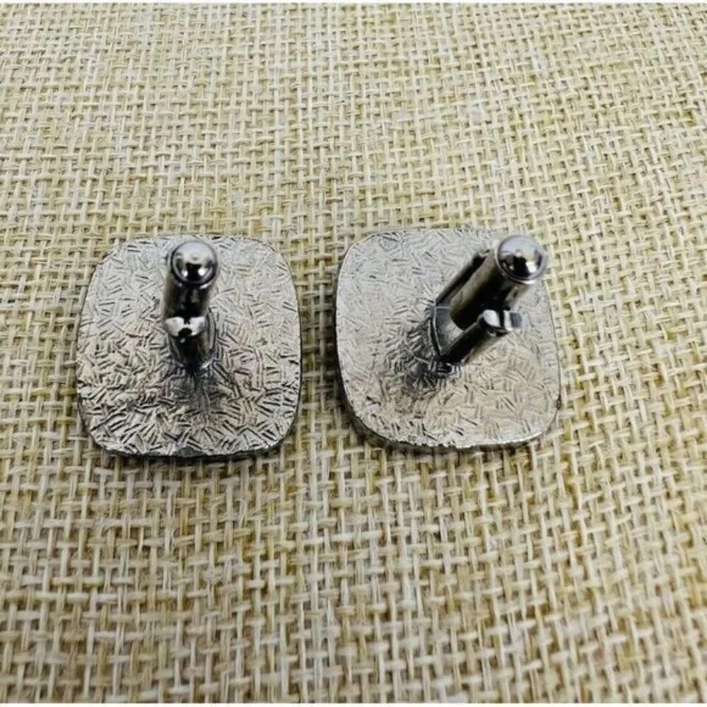 Source Unknown vintage cufflinks