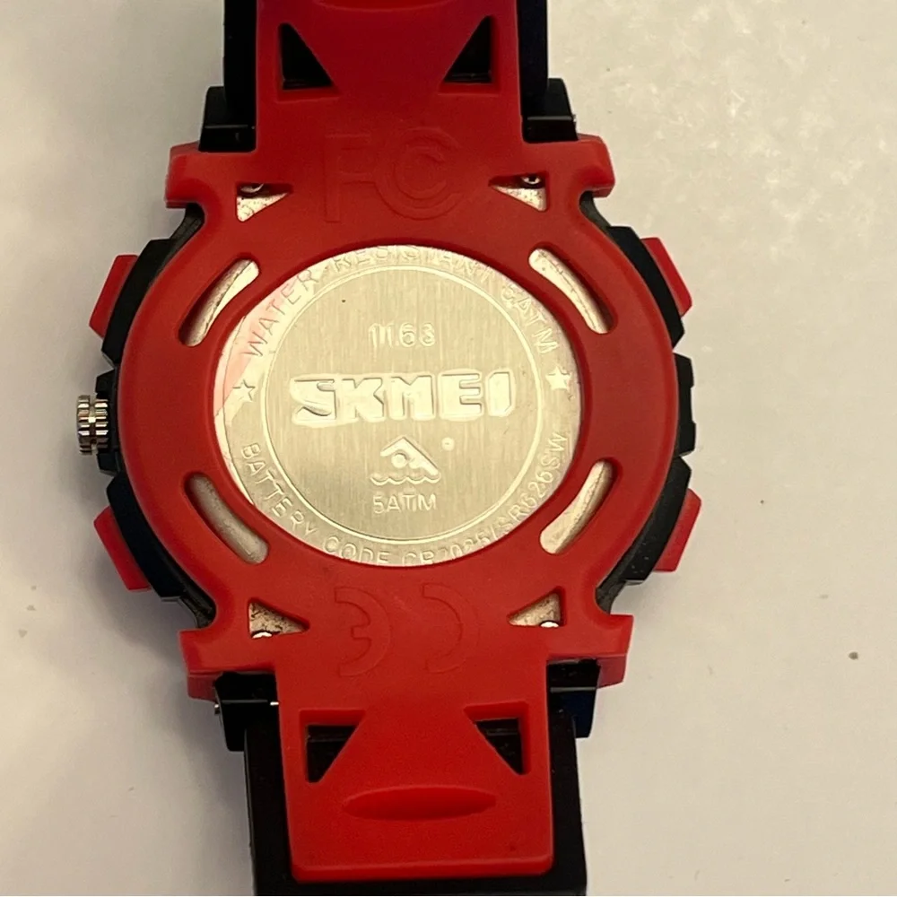 Skmei still has