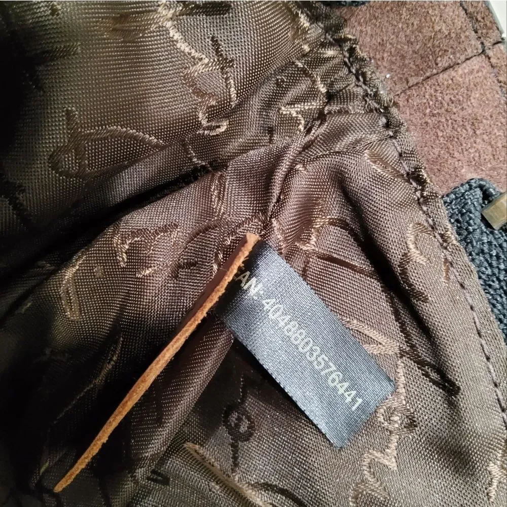 Fossil chocolate brown