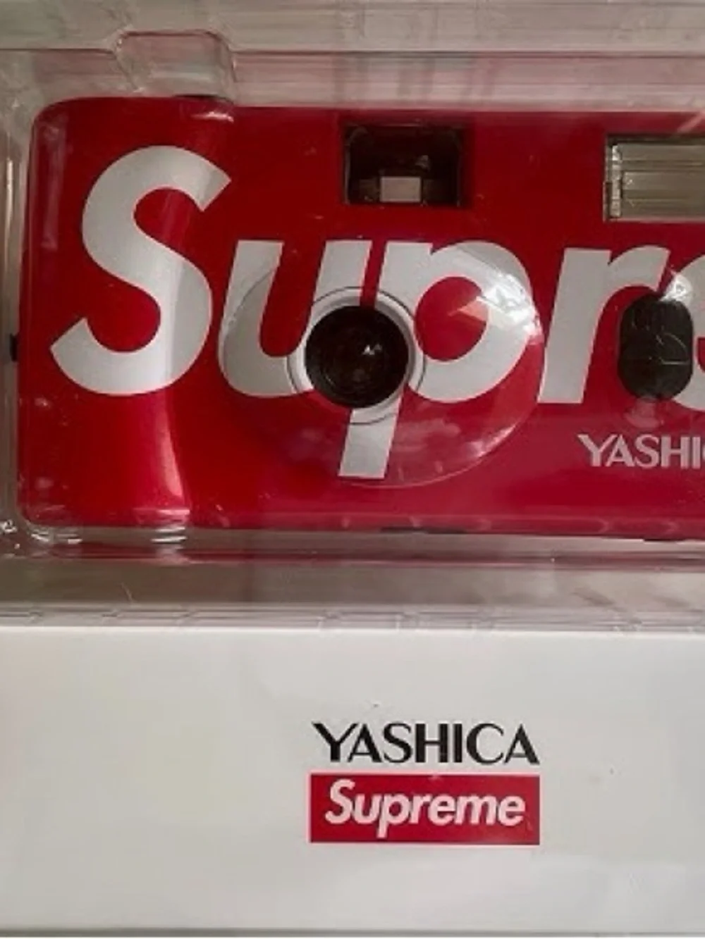 Supreme compact disposable