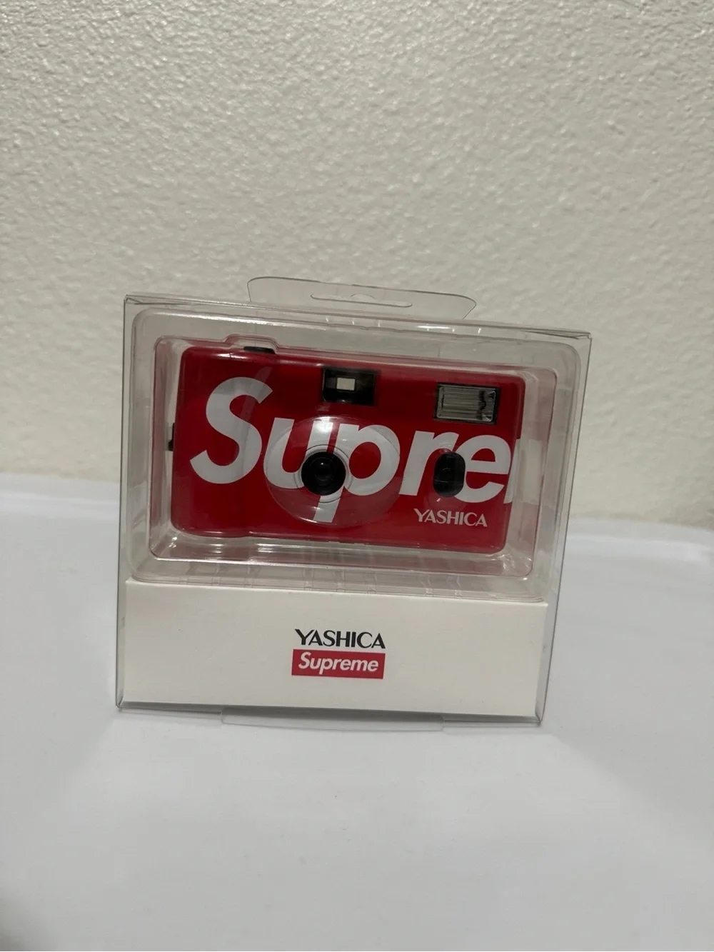 Supreme compact disposable