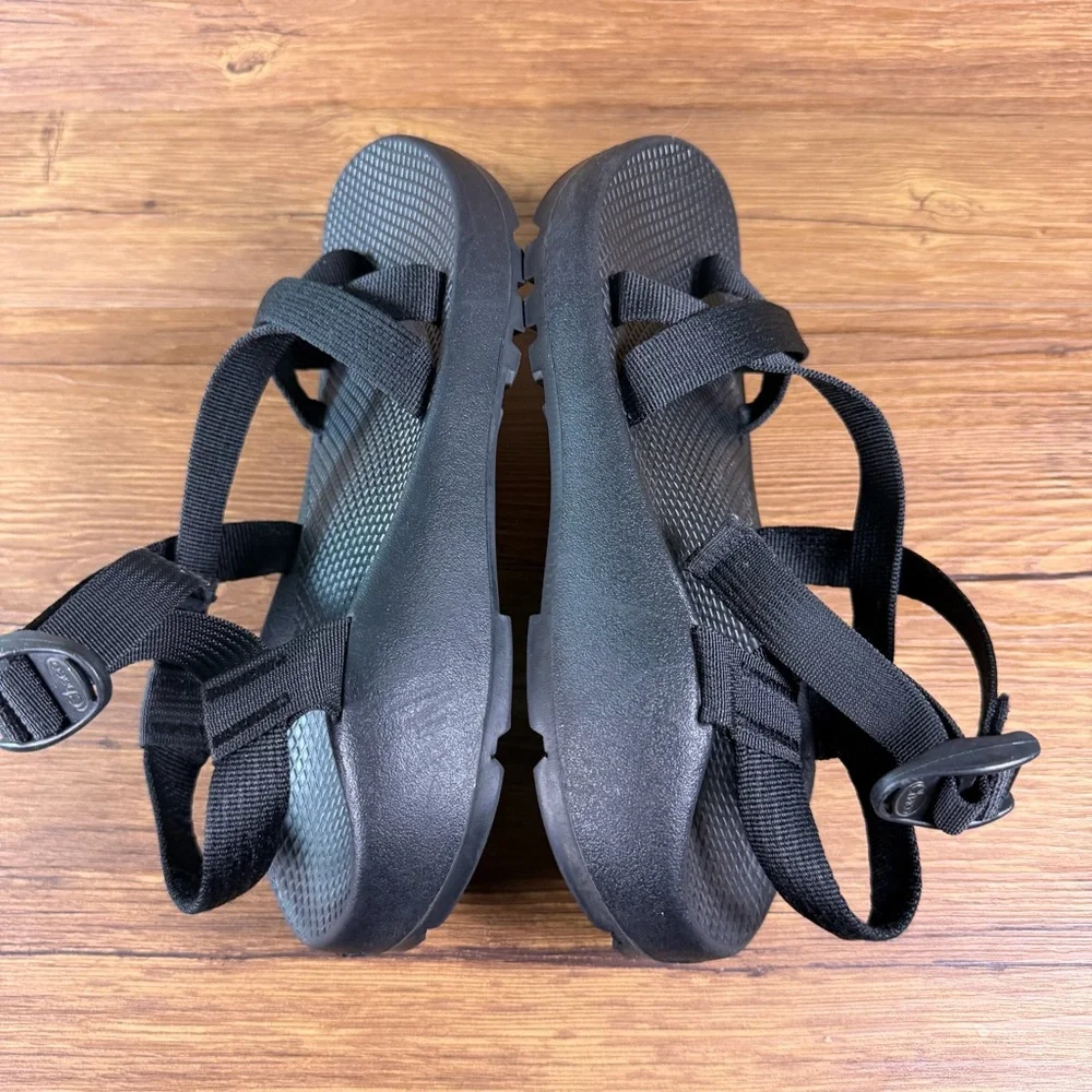 Chaco Z1 Classic Black Outdoor‎ Hiking Sandals Men’s Size 9 Vibram Shoes