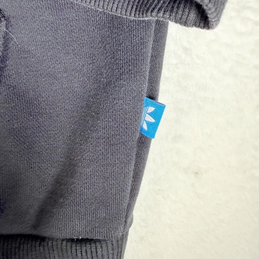 adidas sweater unisex