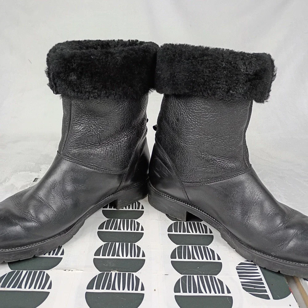 Santana Canada upper utilitarian