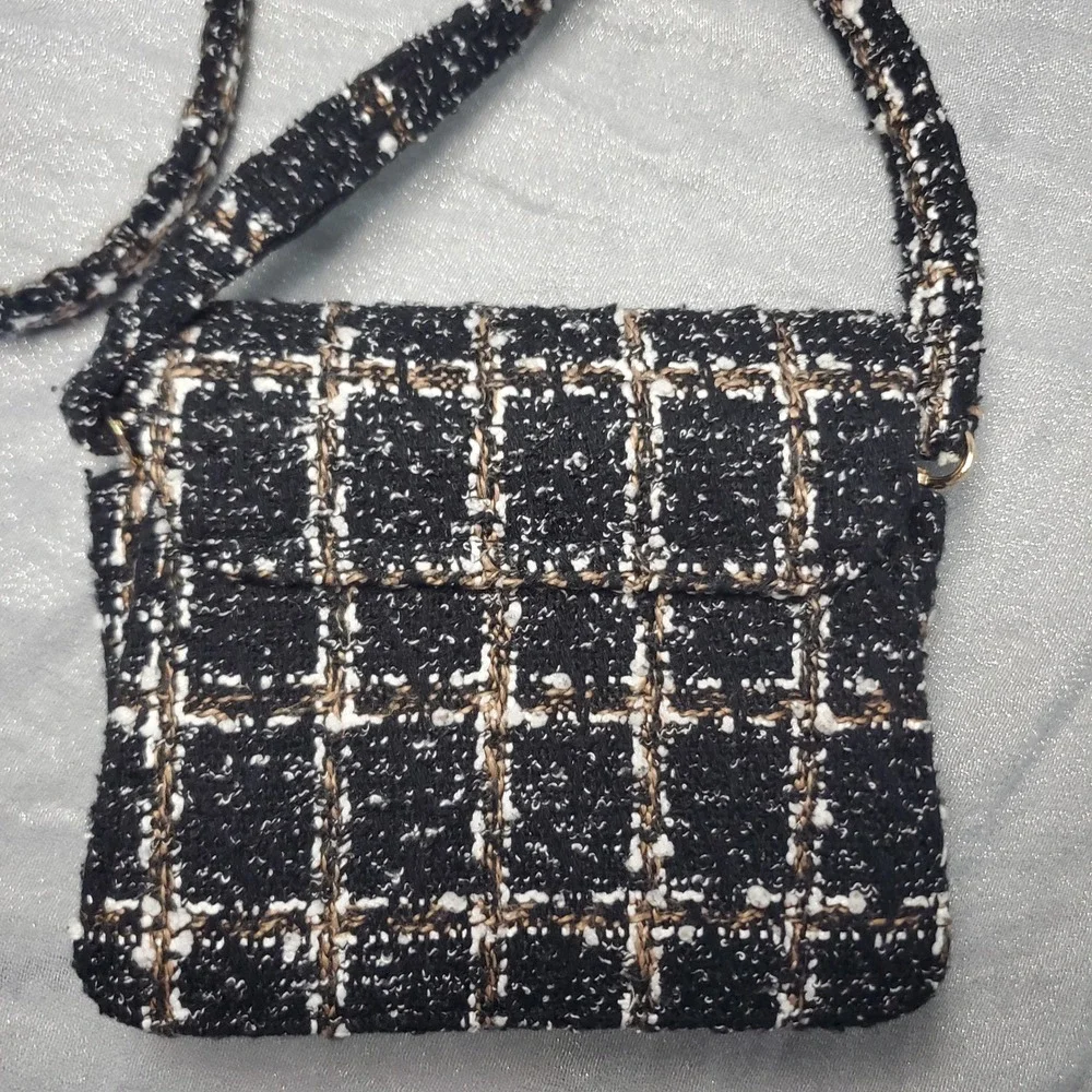 chic plaid