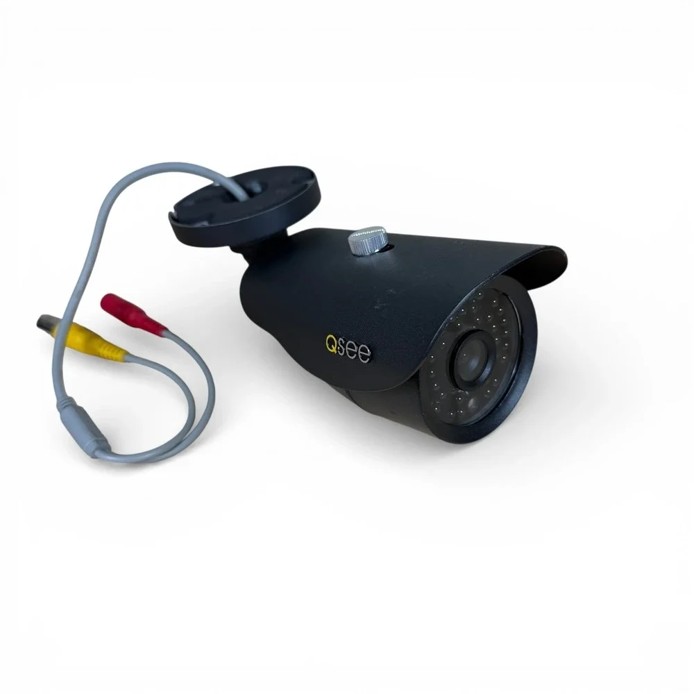 Q See QM6006B Black Bullet CCTV Security Camera Night Vision Outdoor Indoor‎