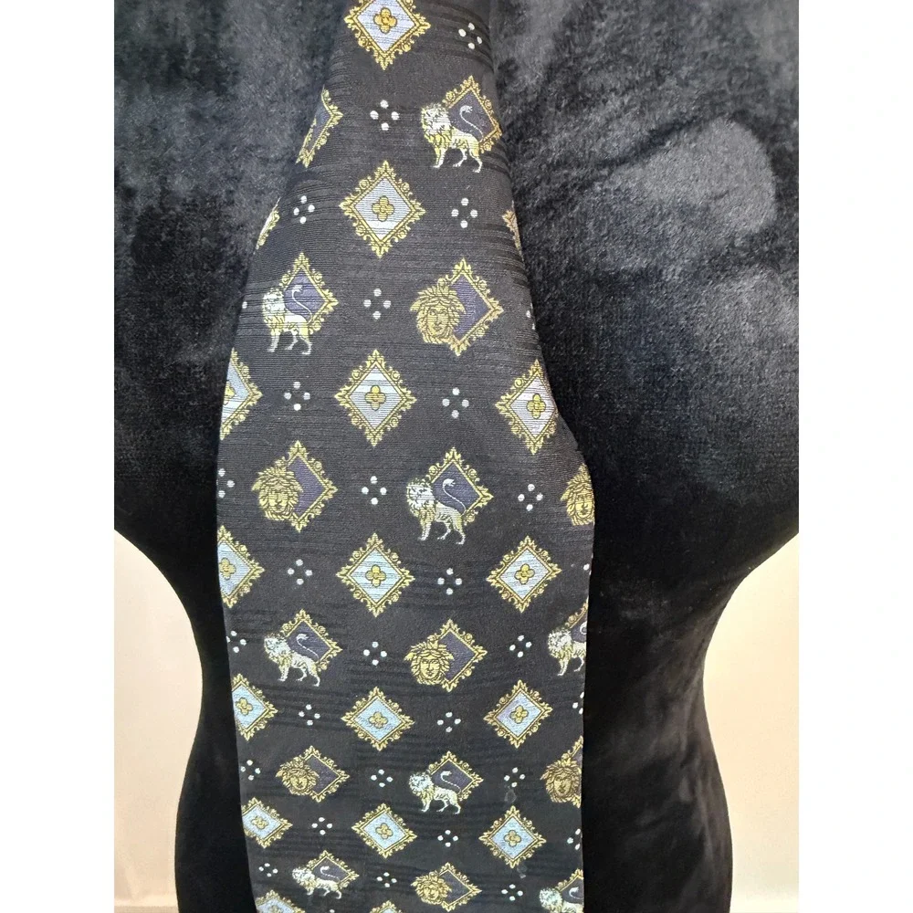 Gianni Versace gianni versace