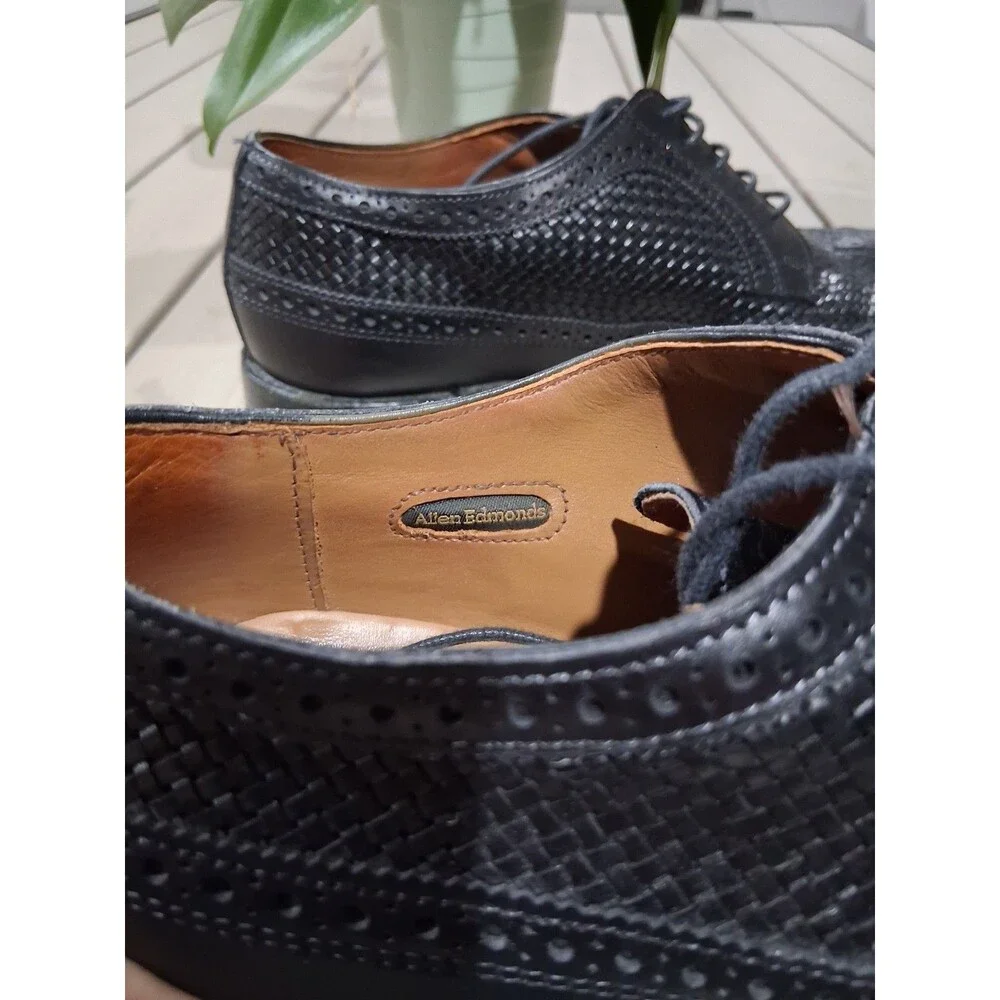 Allen Edmonds please see