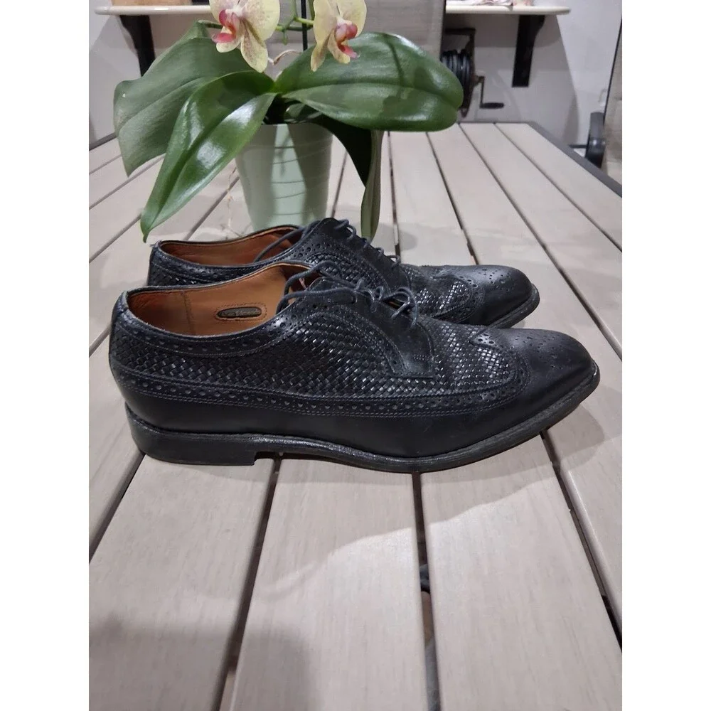 Allen Edmonds please see