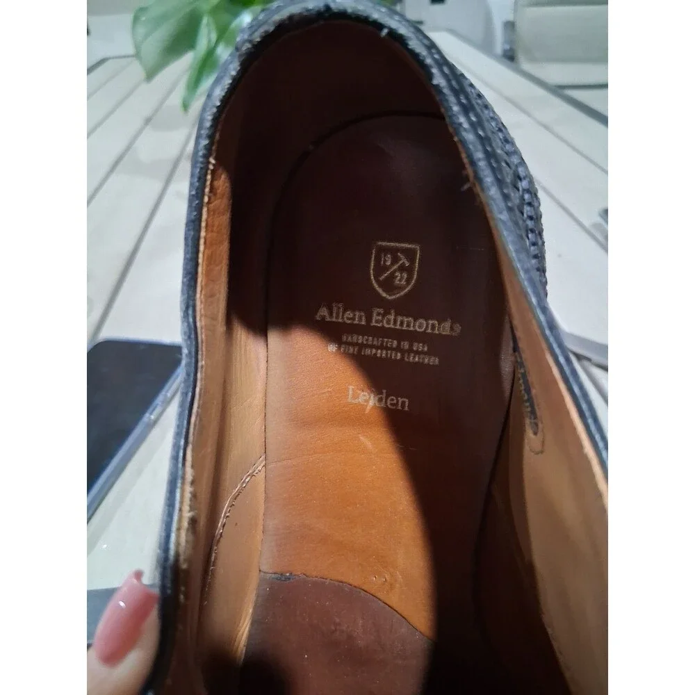 Allen Edmonds please see