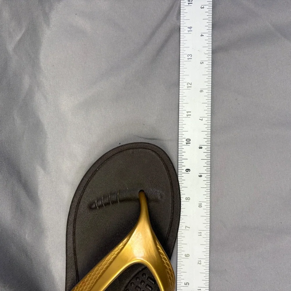 Okabashi flip flop