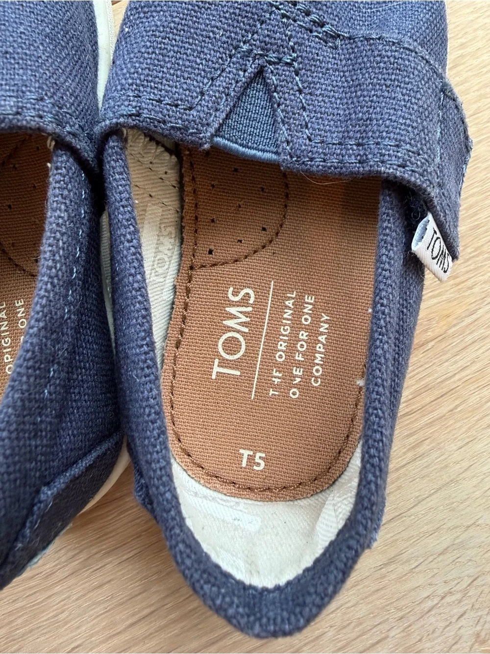 Toms rubber use hook