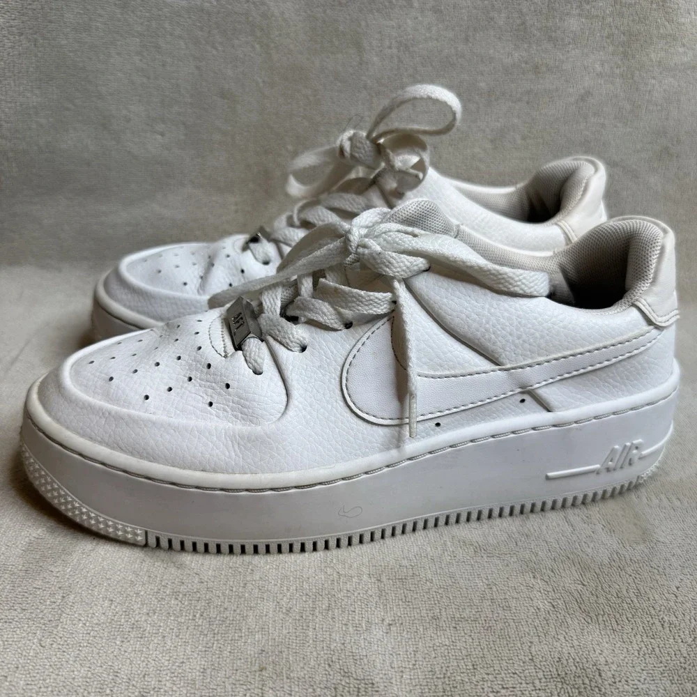 Nike Air Force 1 Sage AR5339-100 Triple White Low Top Women's Sneaker Size 6.5