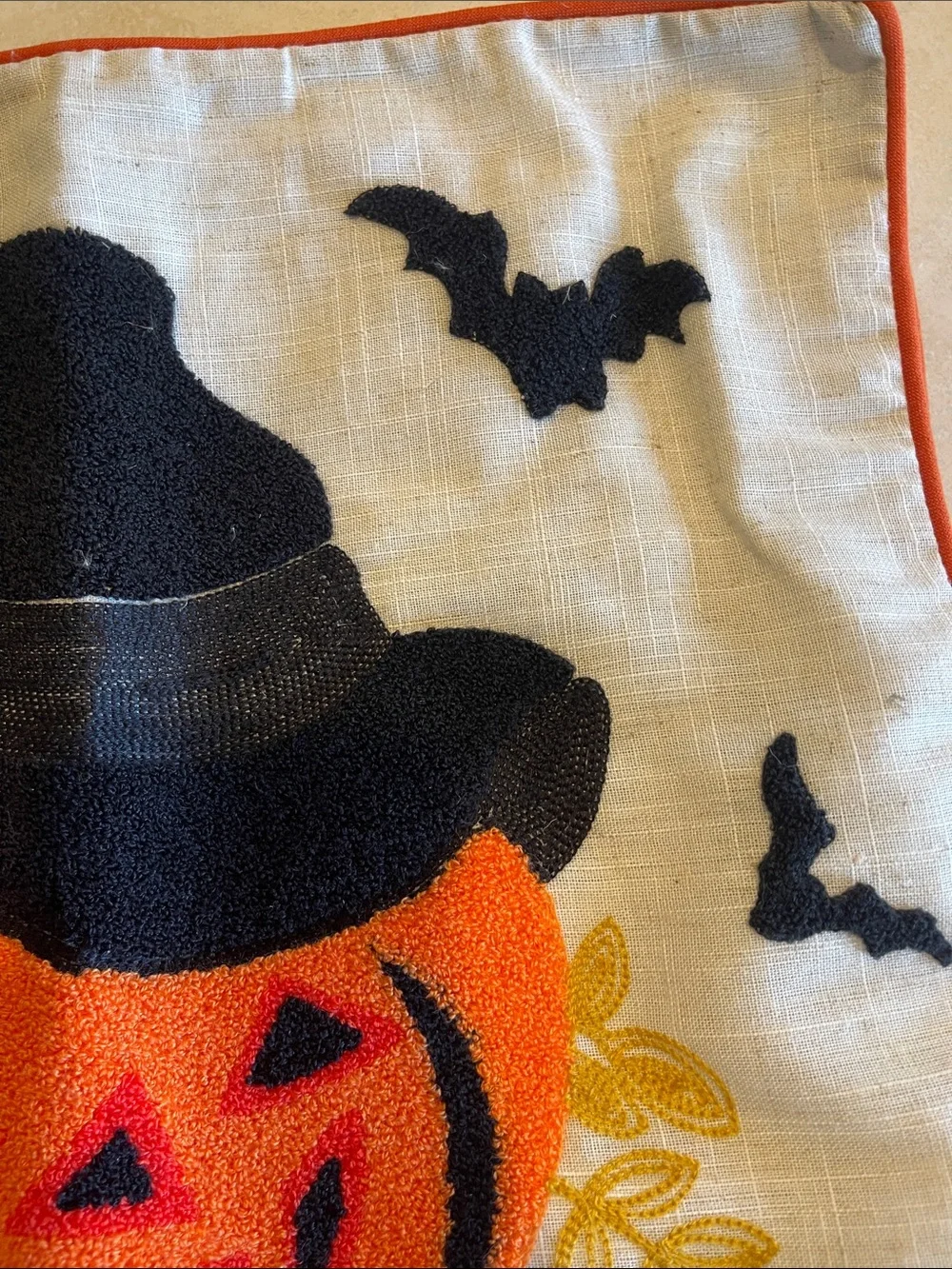 N/A halloween pillow
