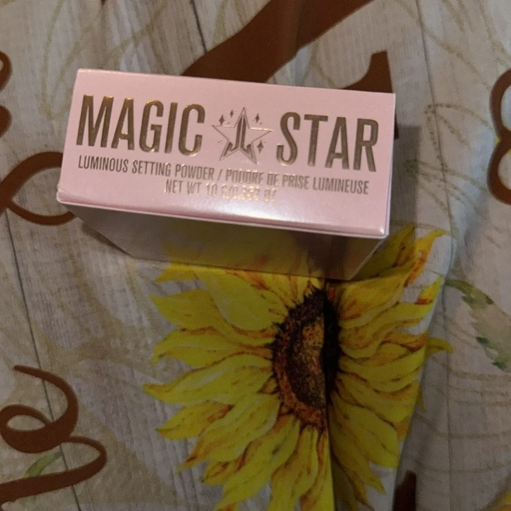 Jeffree Star introducing our