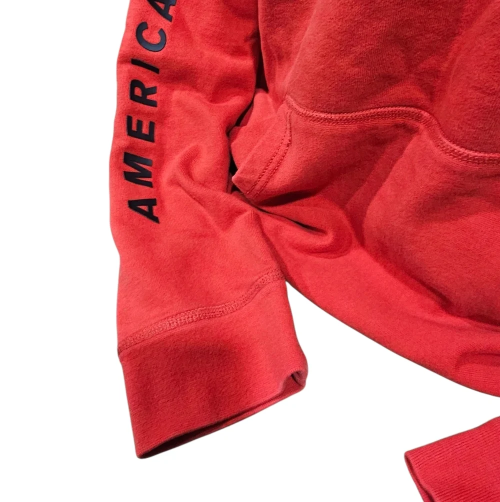 American Eagle Outfitters midweight features