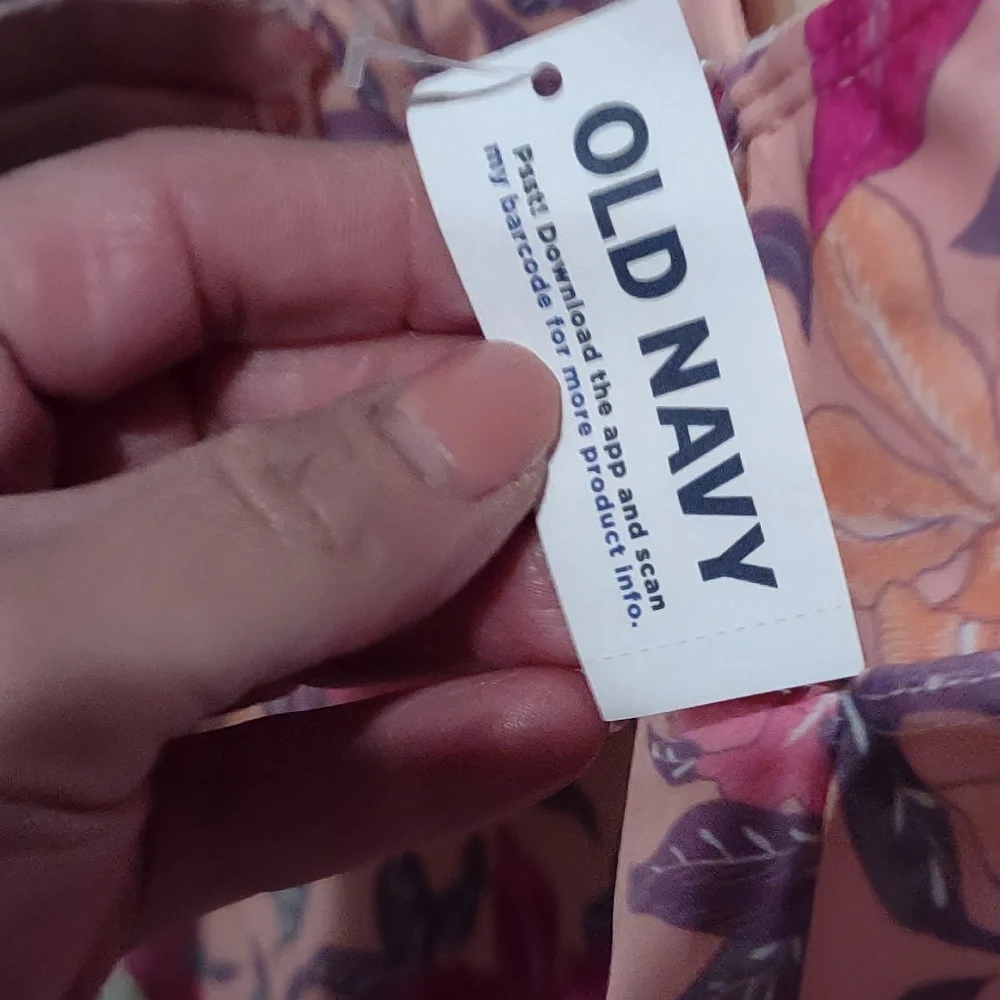 Old Navy size swuim top