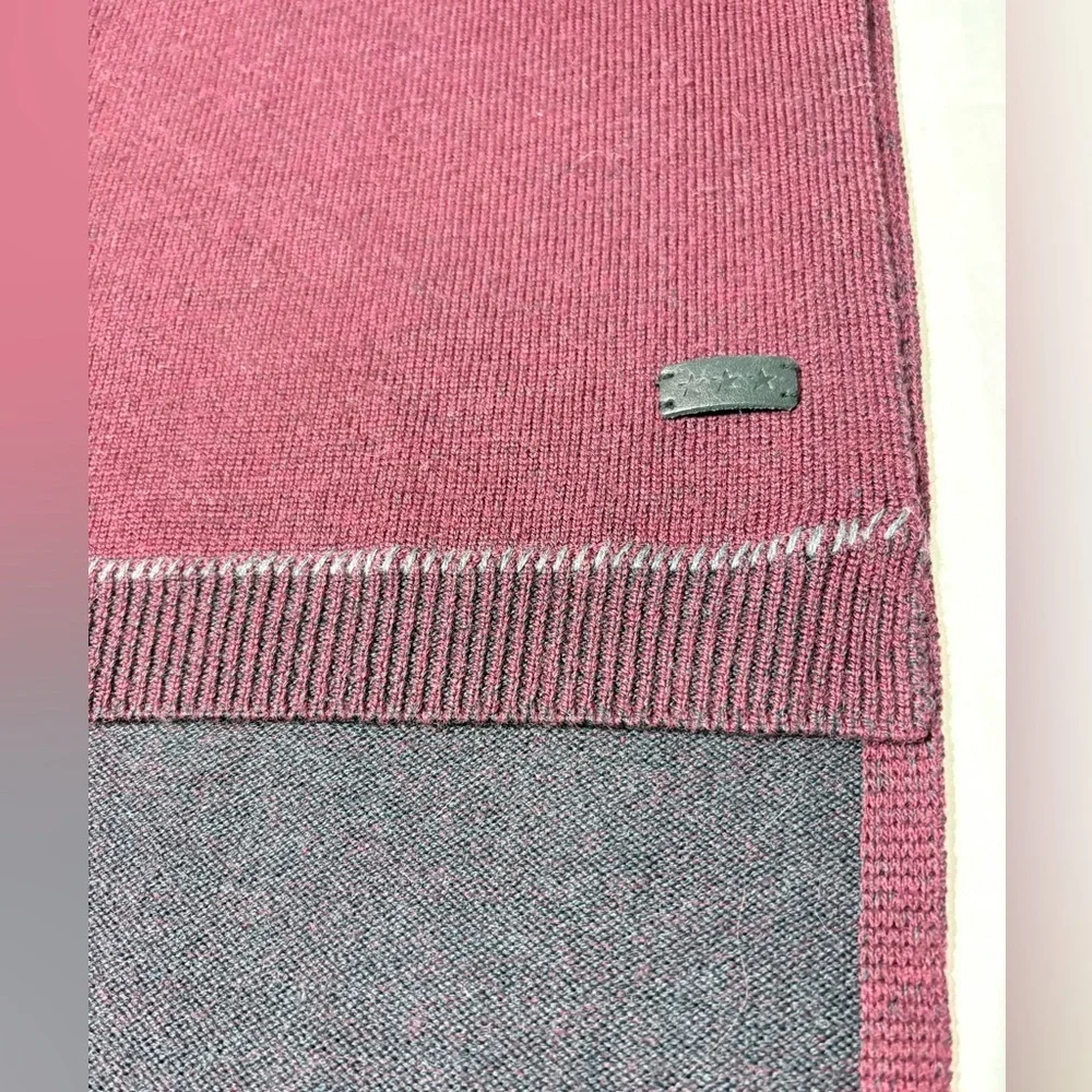 John Varvatos elegant scarf