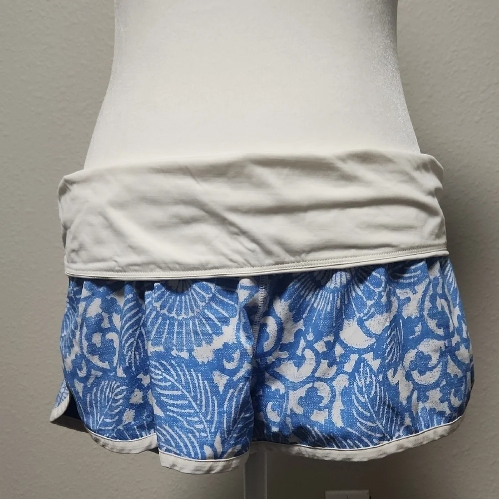 Lululemon Ready To Roll Shorts