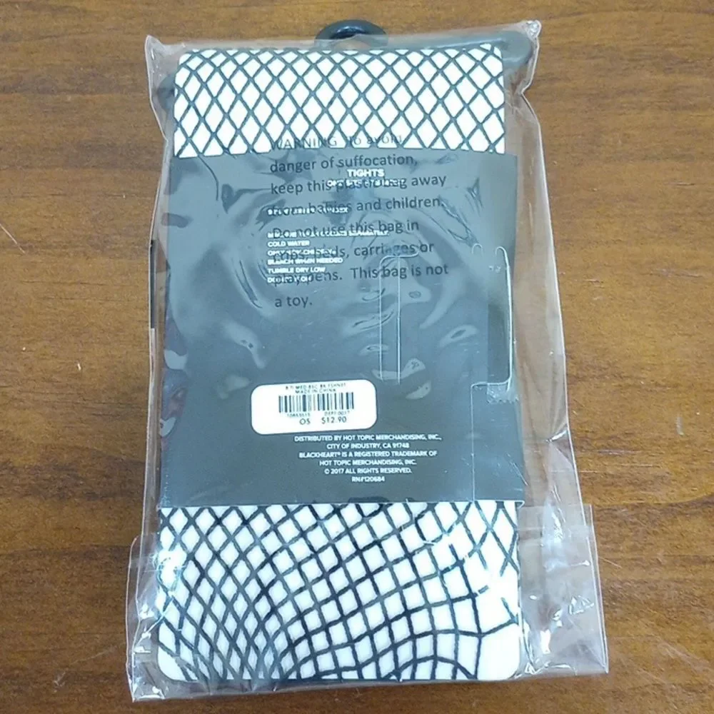 Hot Topic blackheart fishnet