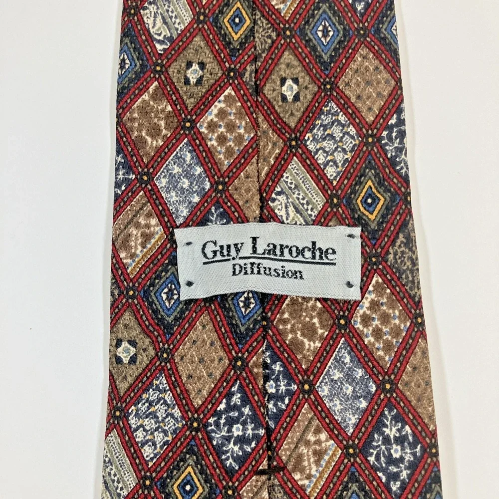 Guy Laroche guy laroche