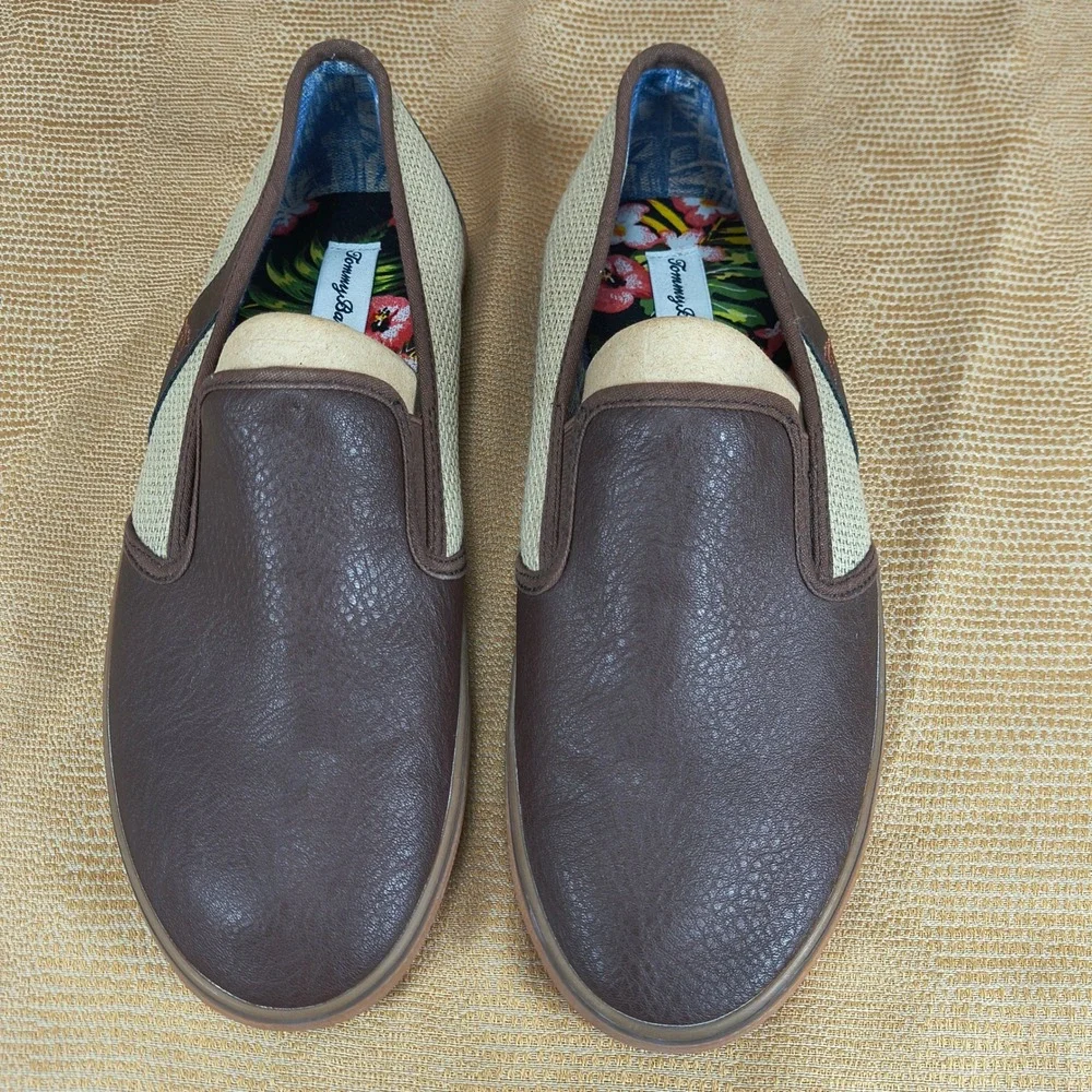 Tommy Bahama be week all