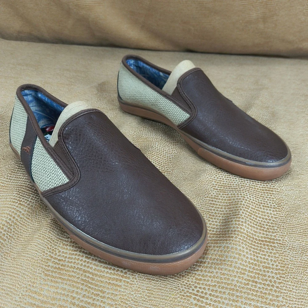 Tommy Bahama eastern embroidered