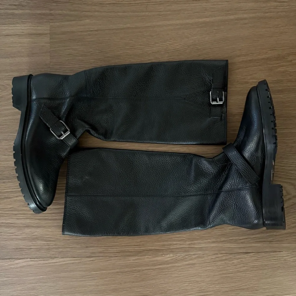 timeless black