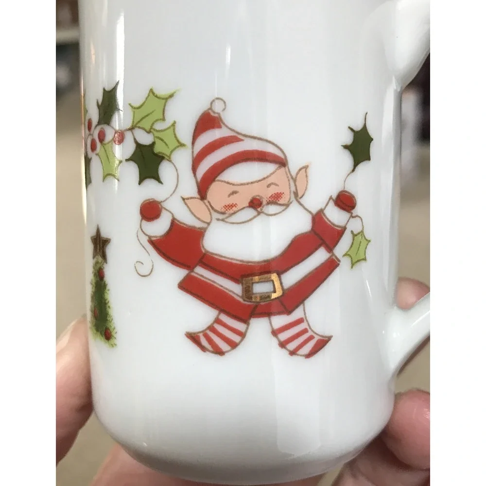 N/A santa elf
