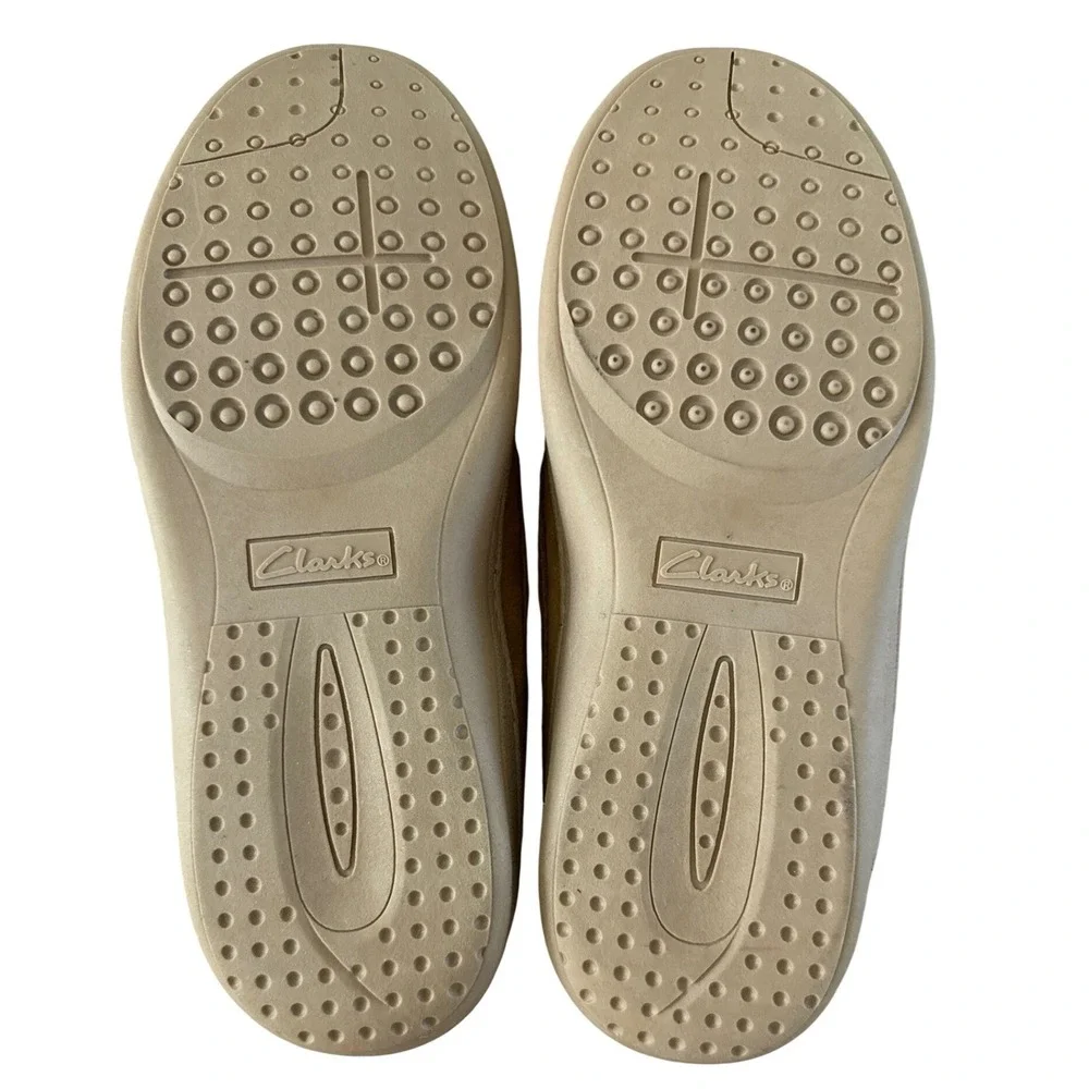Clarks brand new