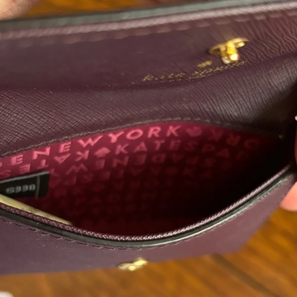 kate spade chic compact
