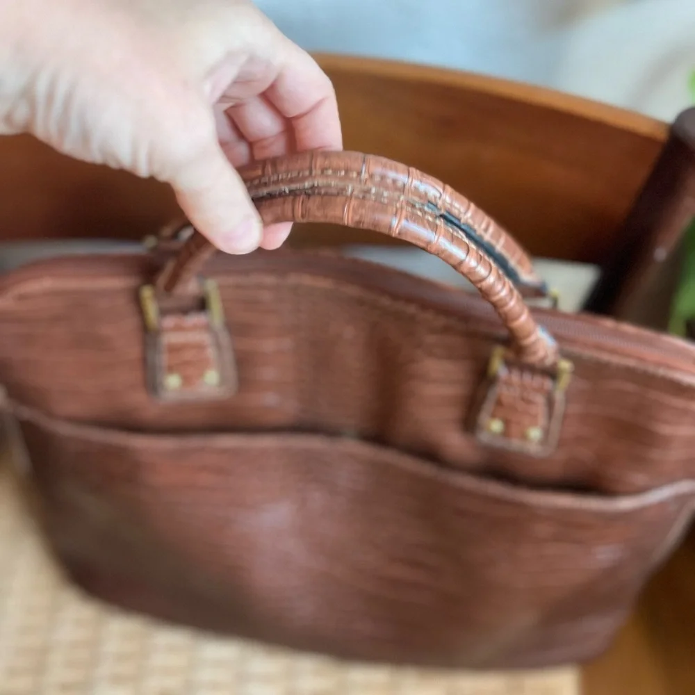 Vintage structured croc