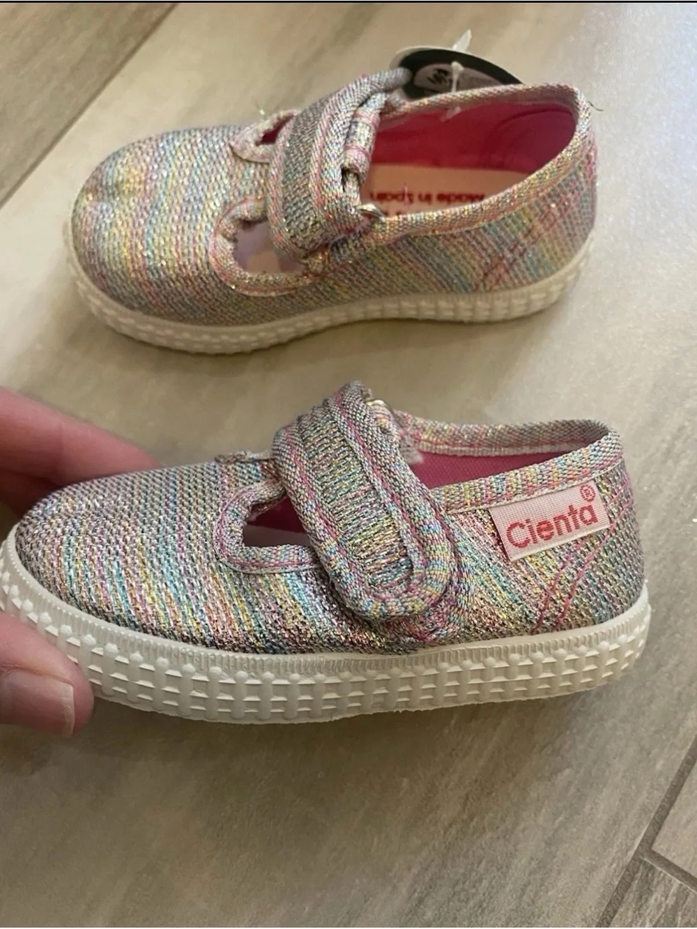 NWT Cienta Rainbow Sparkle Mary Jane T-Strap Mary Jane Sneaker Toddler 3.5