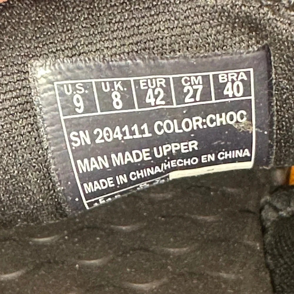 Skechers smoke free