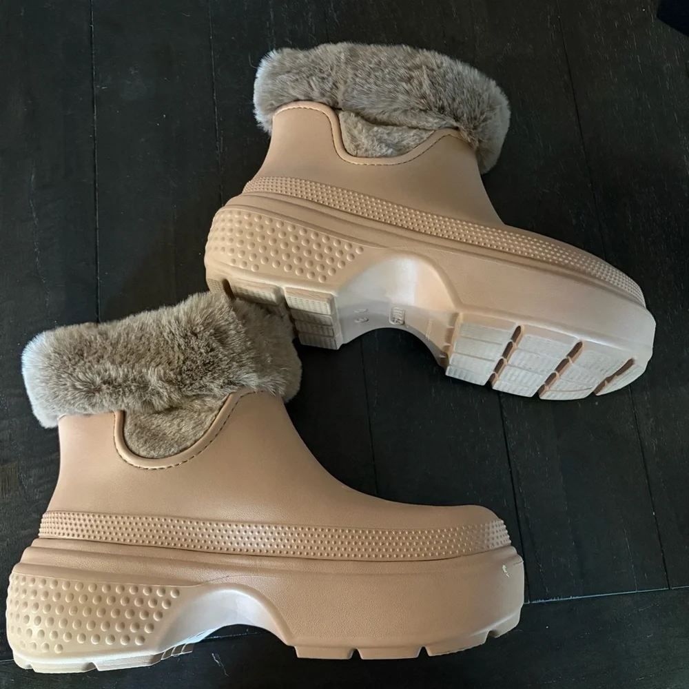 CROCS stomp faux