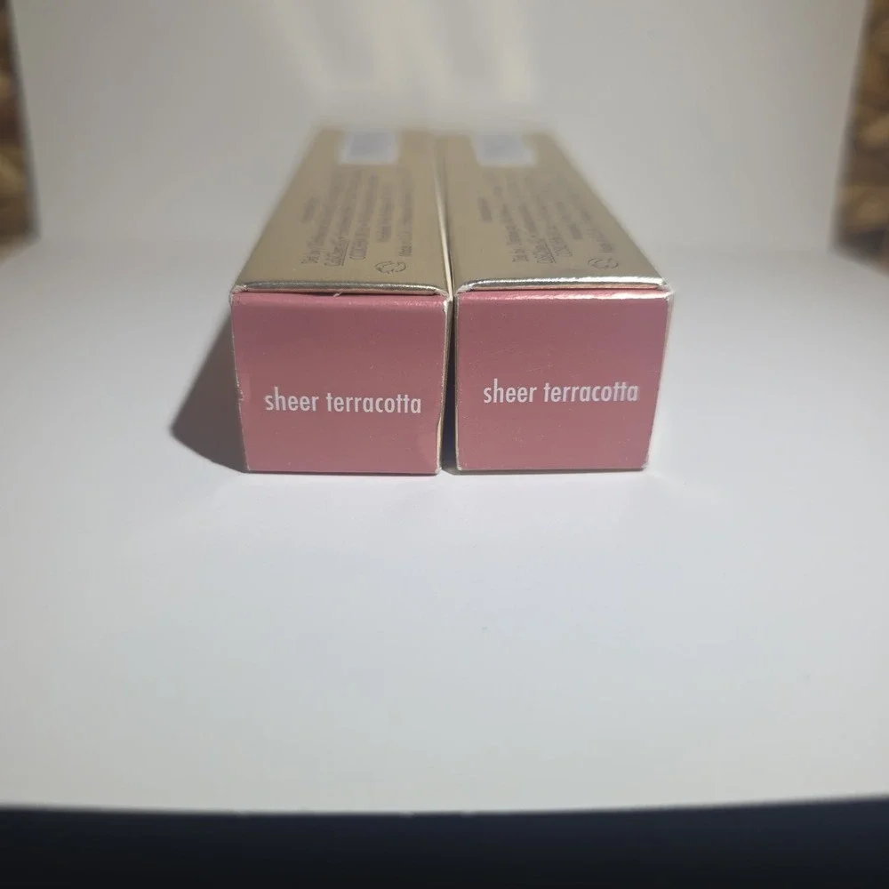 STILA Suede Shade Liquid Eye Shadow Sheer Terracotta Full Size NIB Set Of 2