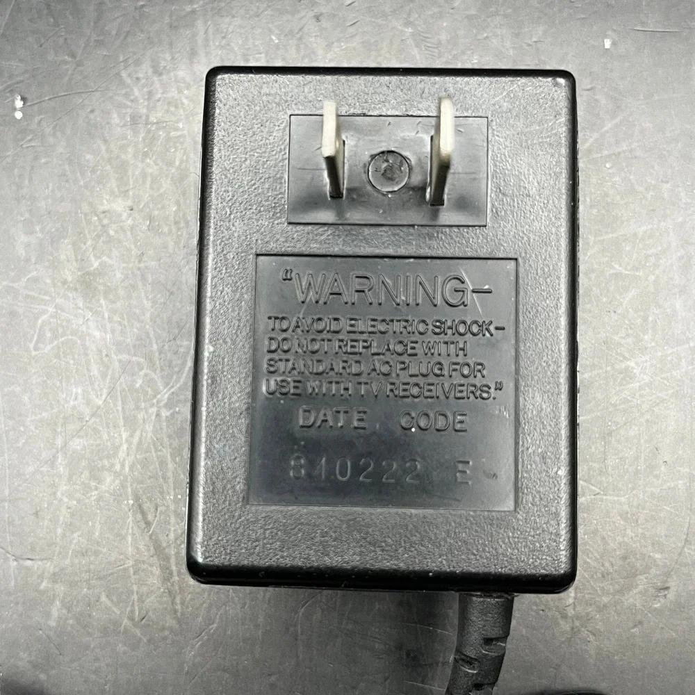 Panasonic AC ADAPTOR TY AC40P‎ 120V 60Hz 10W DC 9.8V 620mA Power Supply