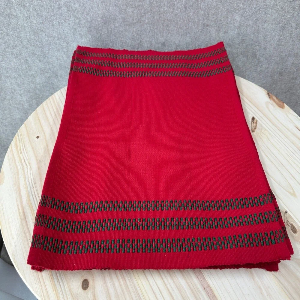 PIER 1‎ Set of 8 Christmas Holiday Red Check Plaid Placemats 14