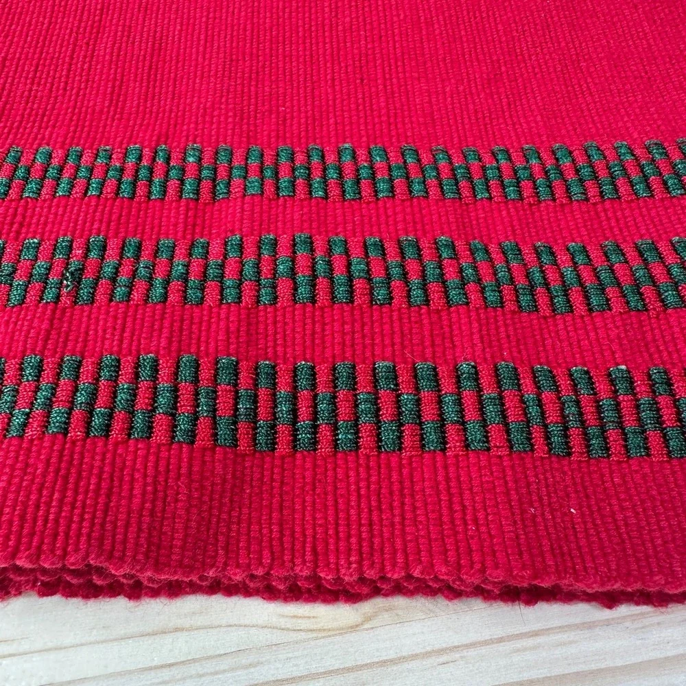 PIER 1‎ Set of 8 Christmas Holiday Red Check Plaid Placemats 14