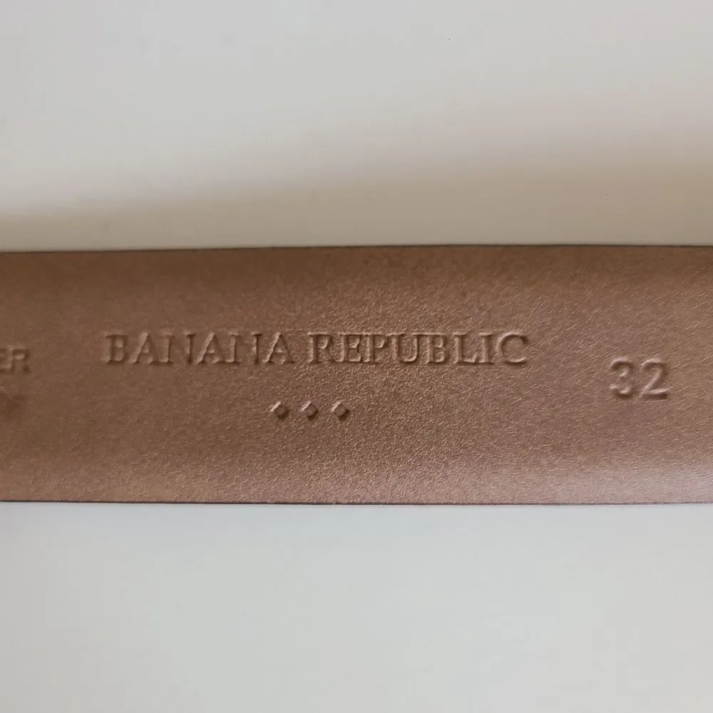 Banana Republic wide crafted