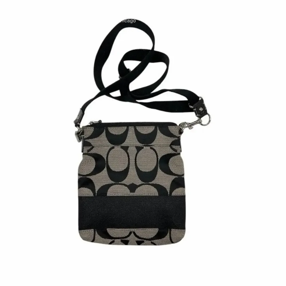 Coach signature stripe