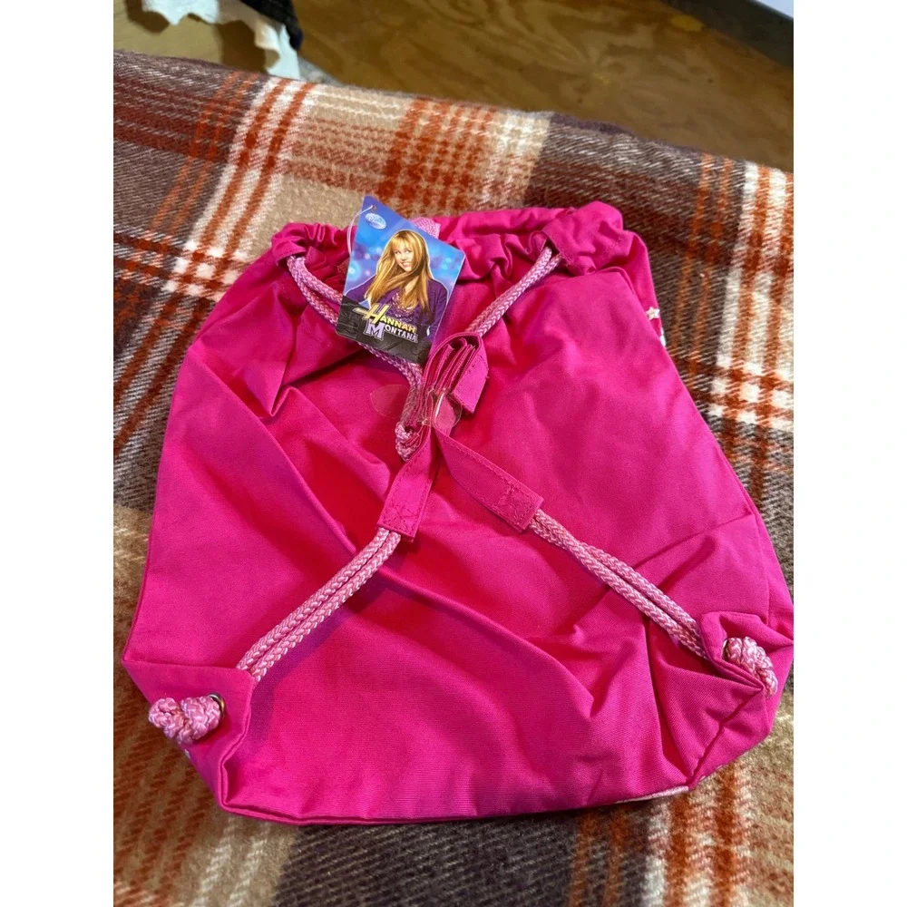 Hannah Montana vibrant pink