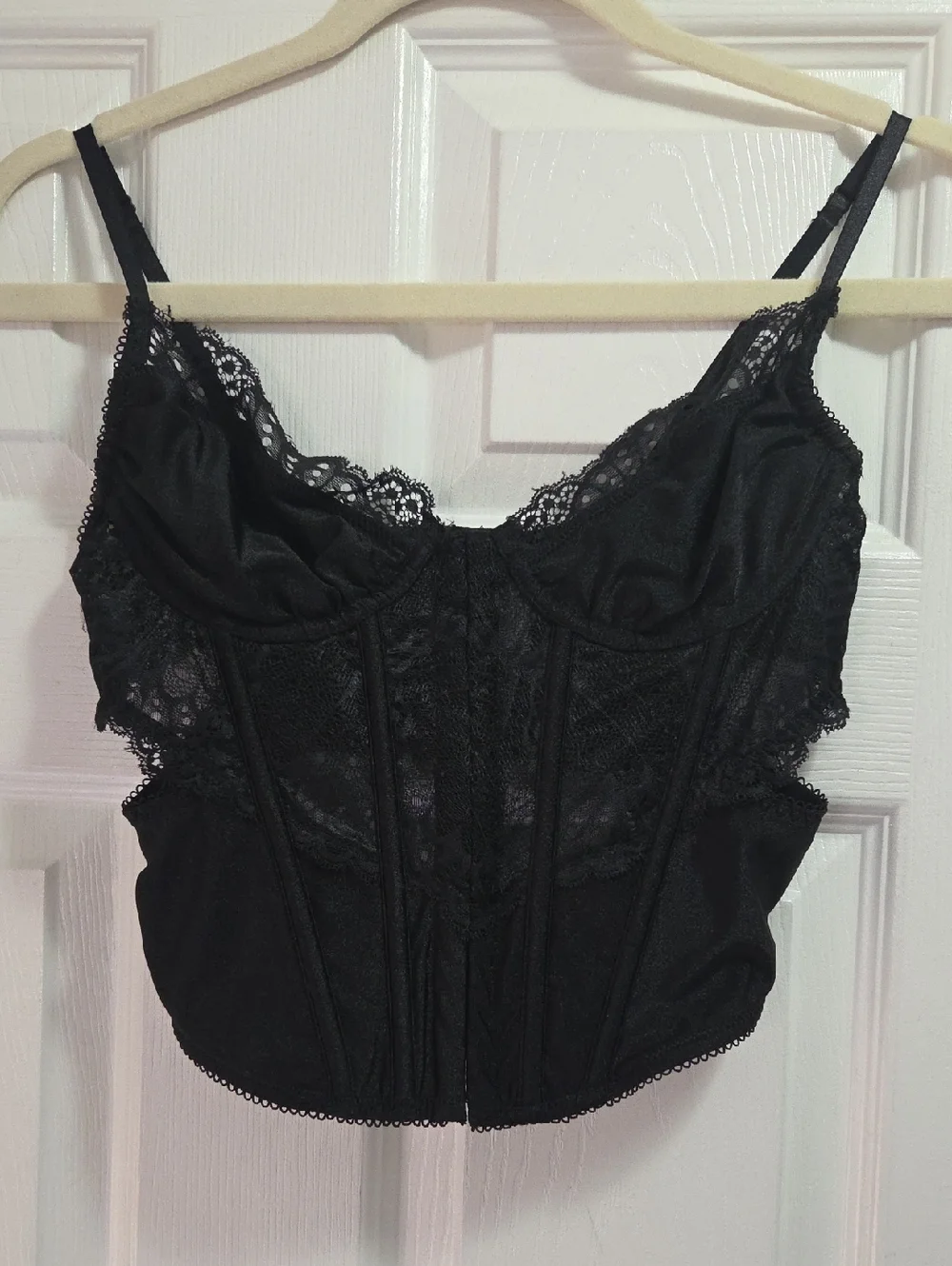 Urban Outfitters structured lace