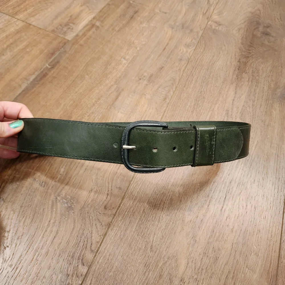 Vintage forest green