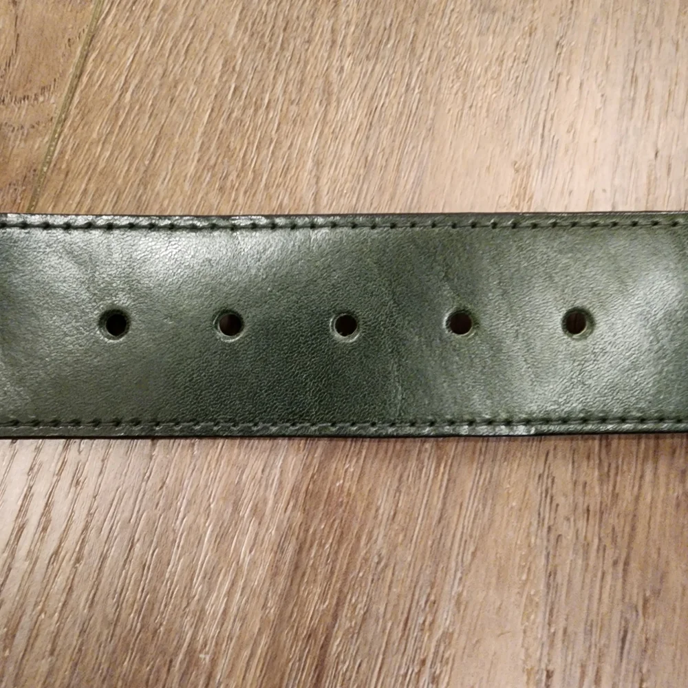 Vintage forest green